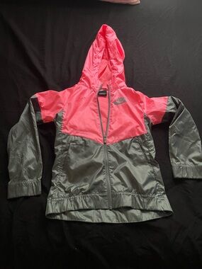 Youth Girls Nike Bright Pink and Gray Hooded Windbreaker Jacket